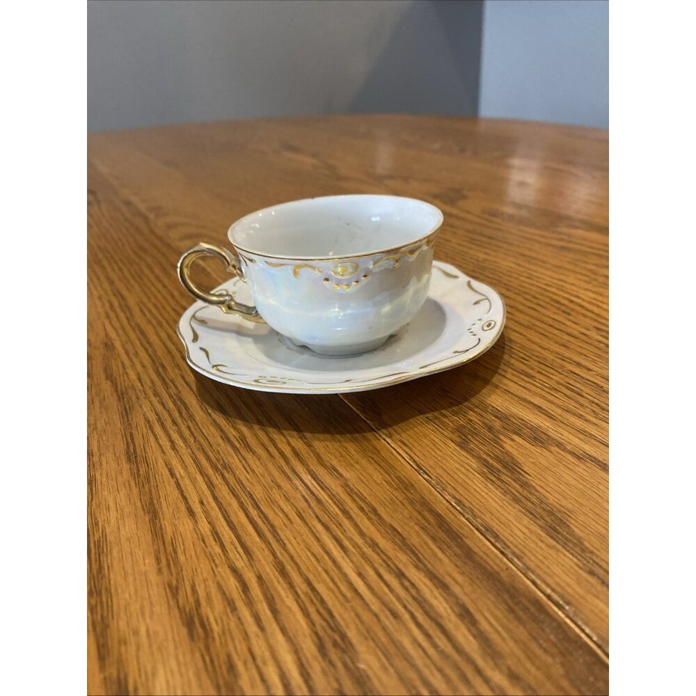 Vtg Schumann-Bavaria “Golden Elegance” Tea cup & Saucer US Zone